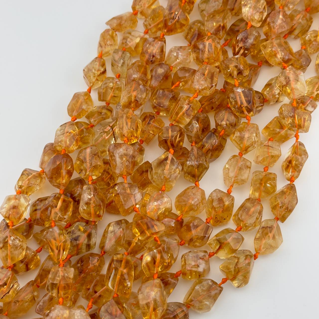 Цитрин размер 13*17мм натуральный камень